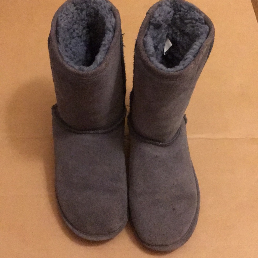Vintage “Ugg Style” Gray Boots